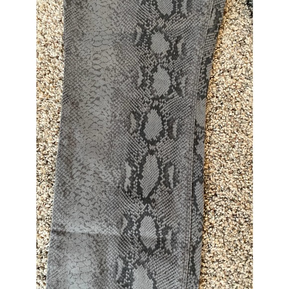 STS Blue 10” Rise Skinny Jeans - Size 31 - Picture 2 of 5